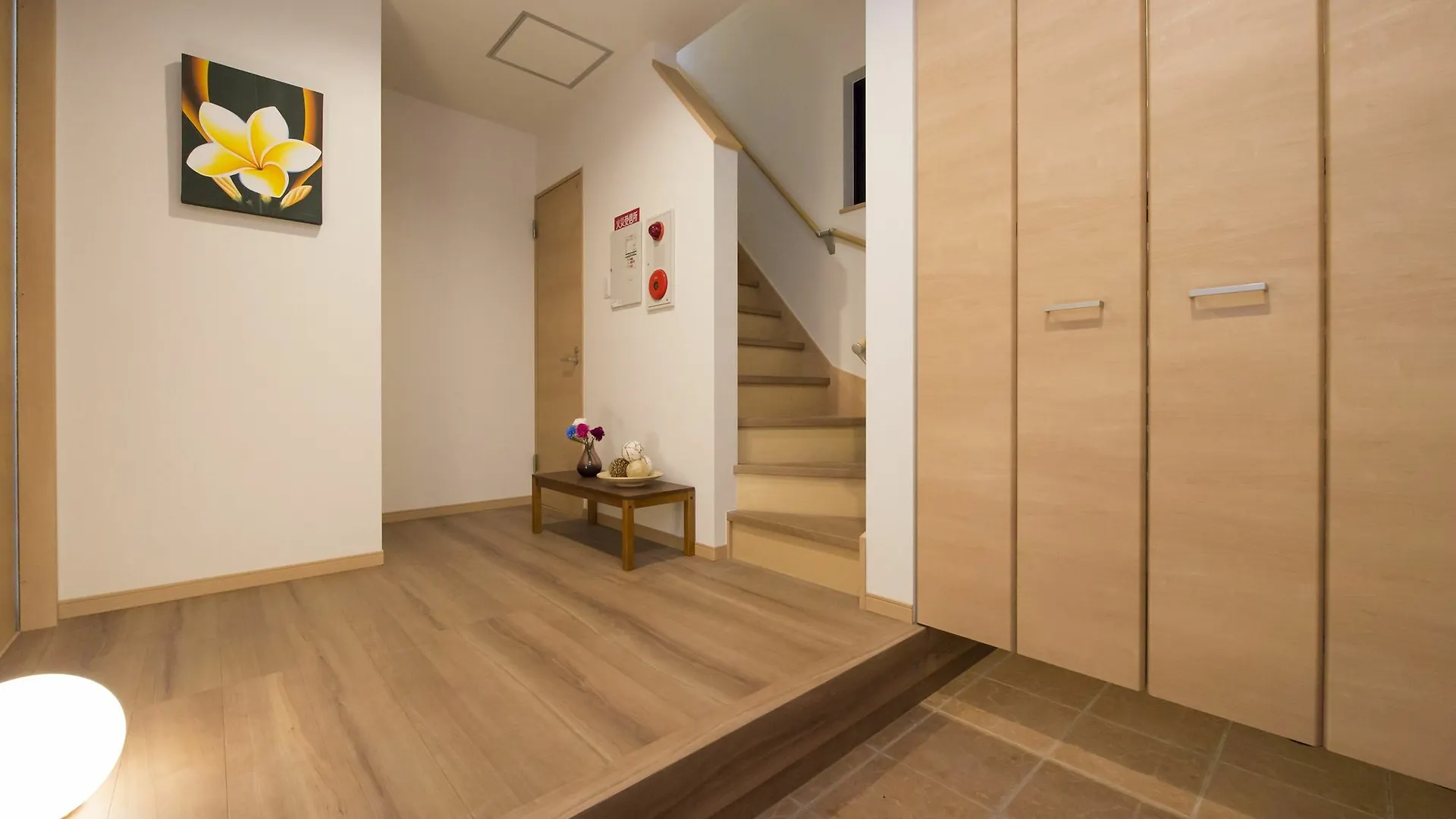 Brown House Villa Osaka Japan